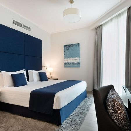 Centara West Bay Hotel & Residences ドーハ エクステリア 写真 Deluxe room