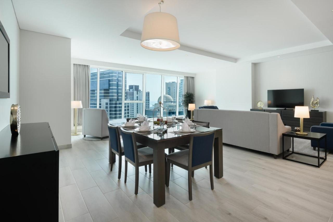 Centara West Bay Hotel & Residences ドーハ エクステリア 写真